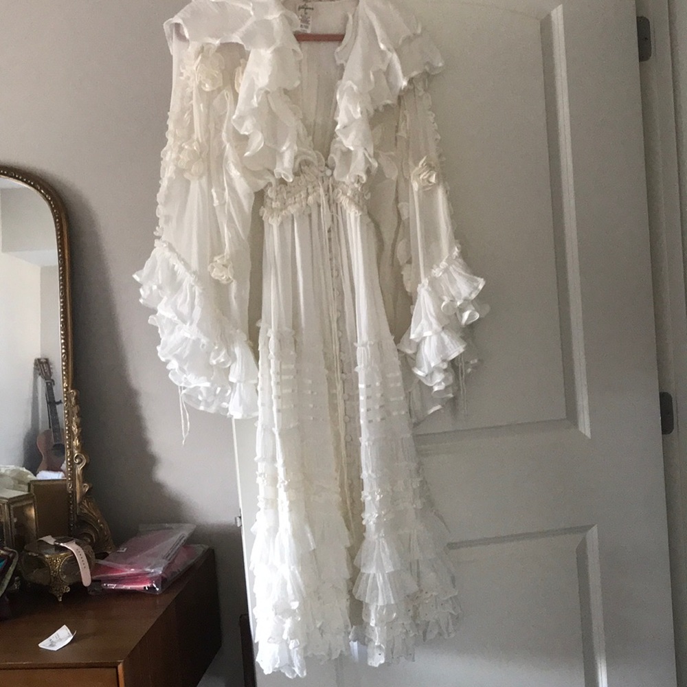 Fillyboo White Ruffled Boho Maxi Dress